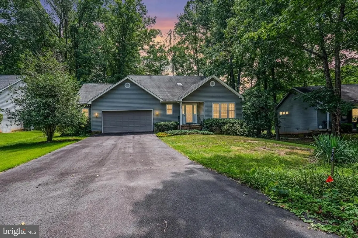 505 Birdie Rd, Locust Grove, VA 22508 - #1