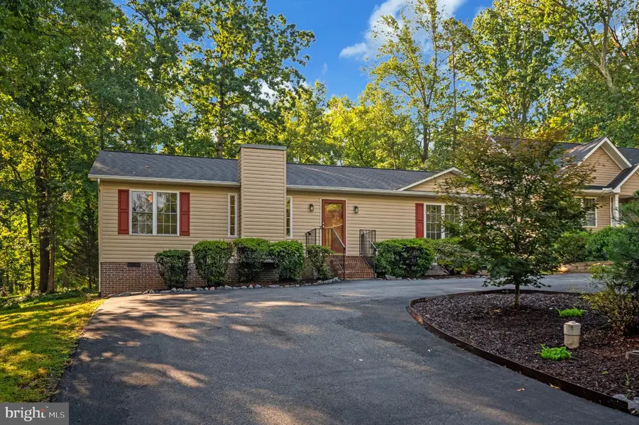 209 Edgehill Dr, Locust Grove, VA 22508 - #3