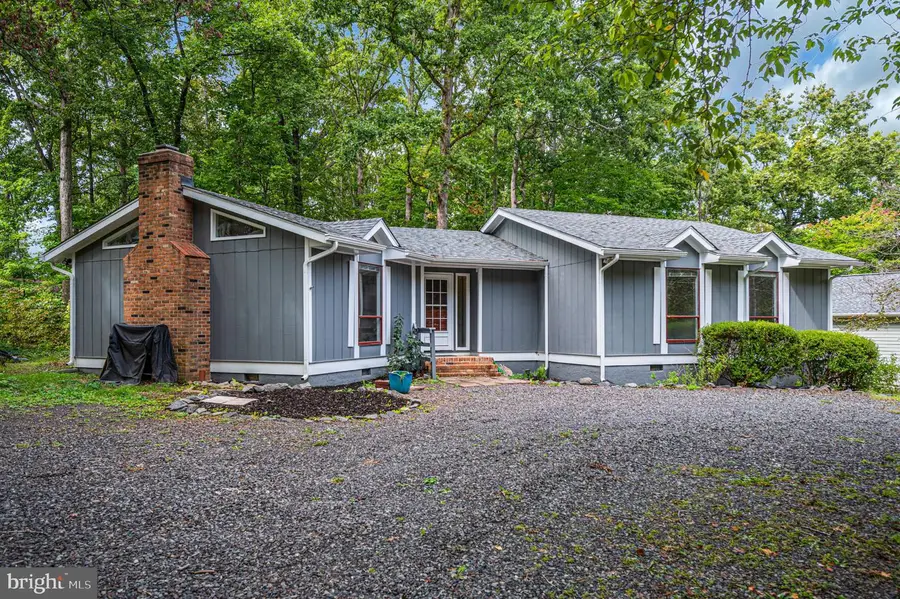 216 Wakefield Dr, Locust Grove, VA 22508 - #3