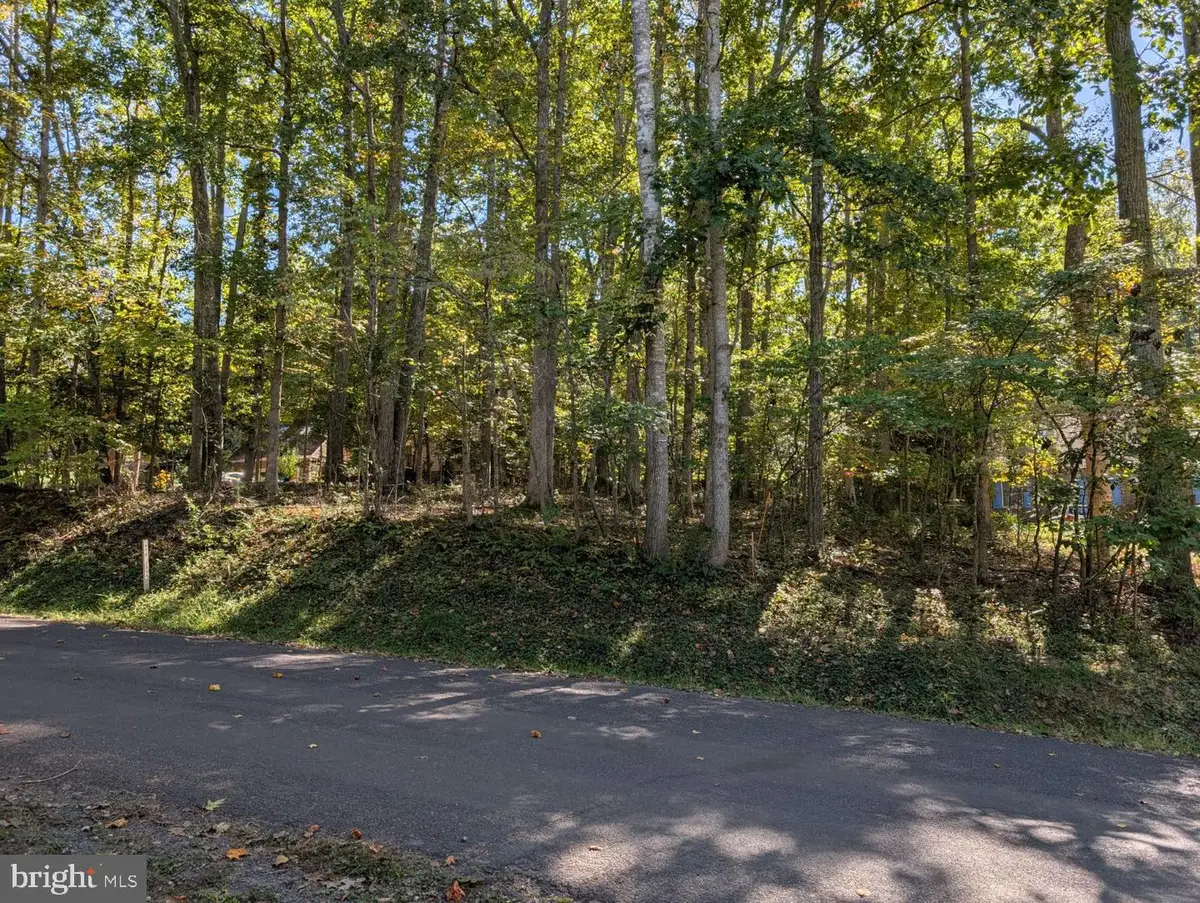 905 Eastover Pkwy, Locust Grove, VA 22508 - #1