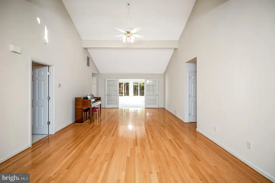 135 Edgemont Cir, Locust Grove, VA 22508 - #3