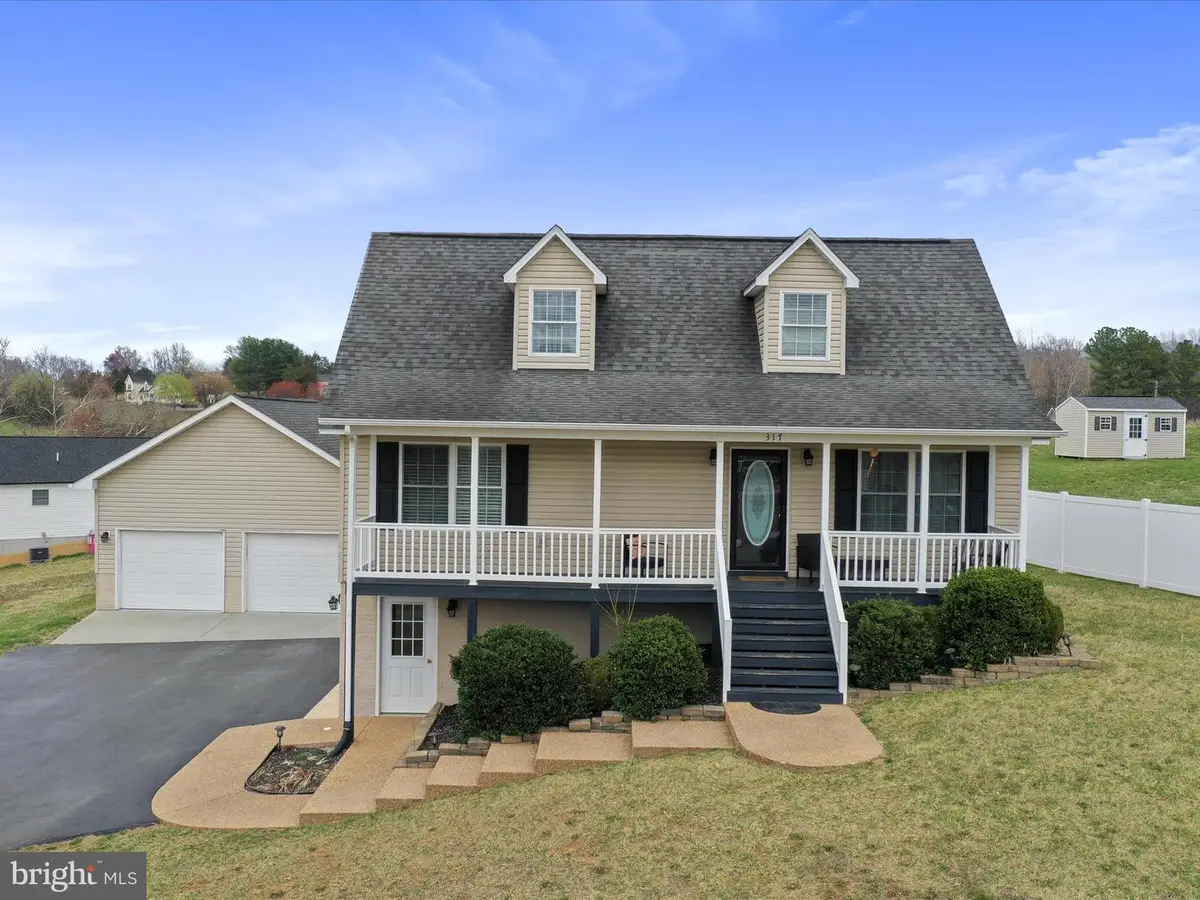 317 Locustdale Loop, Shenandoah, VA 22849 - Image #1