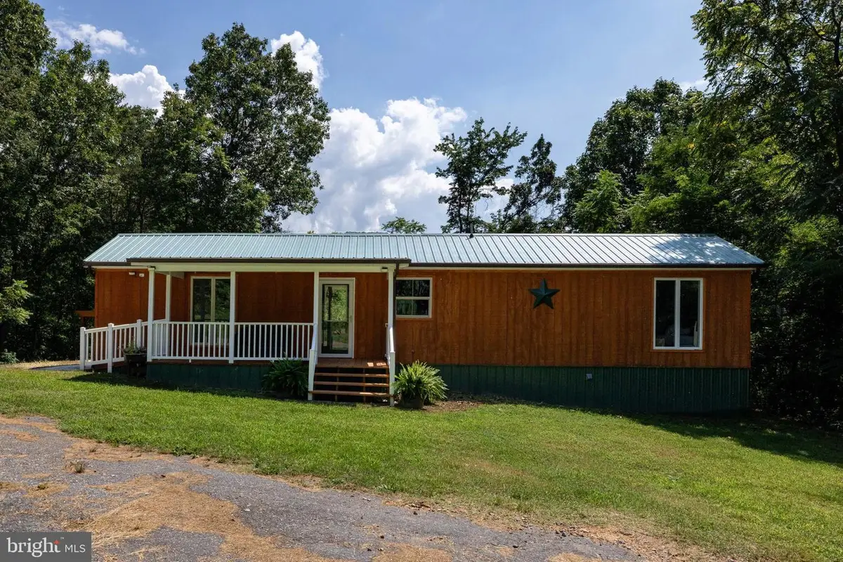 114 Americana Road, Luray, VA 22835 - Image #1
