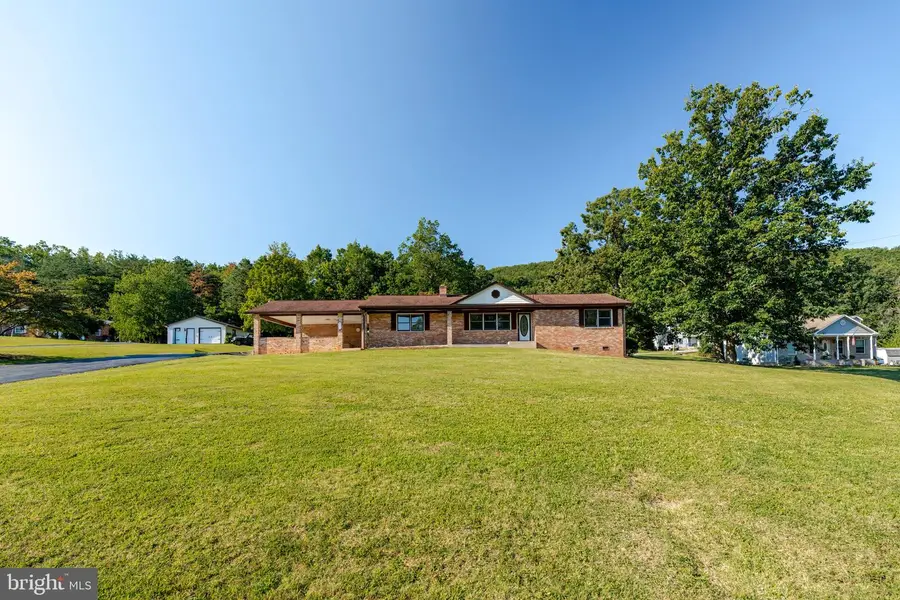 841 Judy Lane Ext, Stanley, VA 22851 - Image #2
