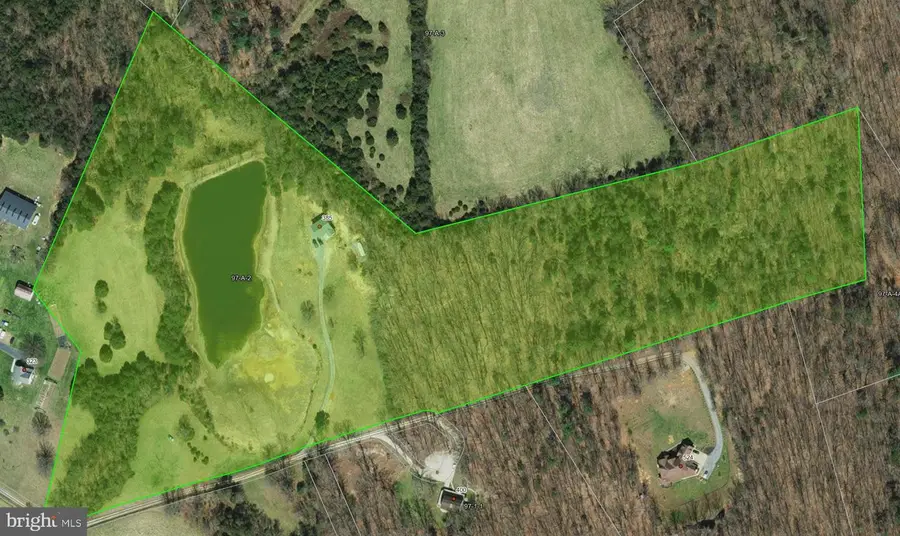 385 S Mcdaniel Ln, Shenandoah, VA 22849 - Image #2