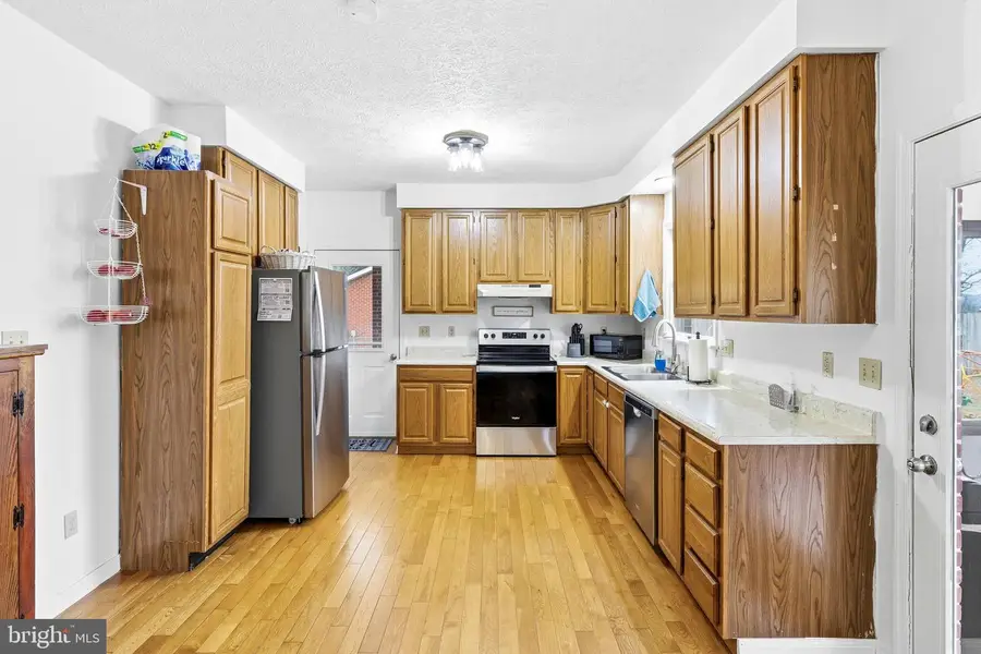 11 Independence Dr, Luray, VA 22835 - Image #2