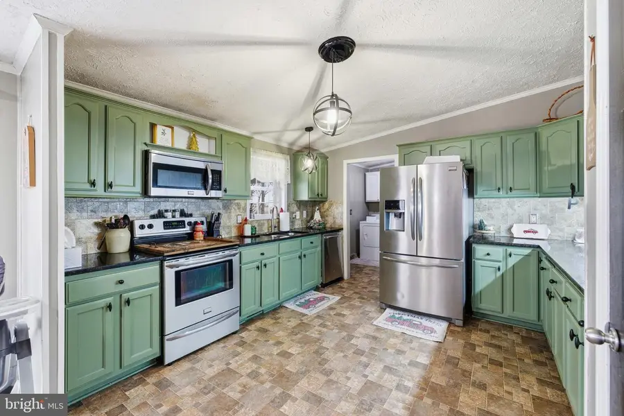 1161 E Main St, Stanley, VA 22851 - Image #3