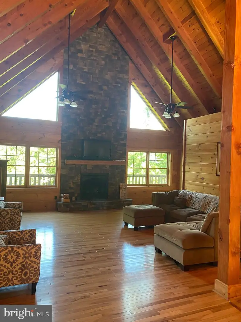 550 Cross Mountain Rd, Luray, VA 22835 - Image #2
