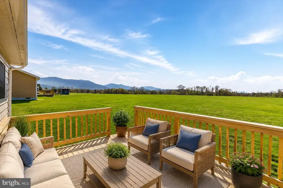 178 Reservoir Ave, Luray, VA 22835 - #2