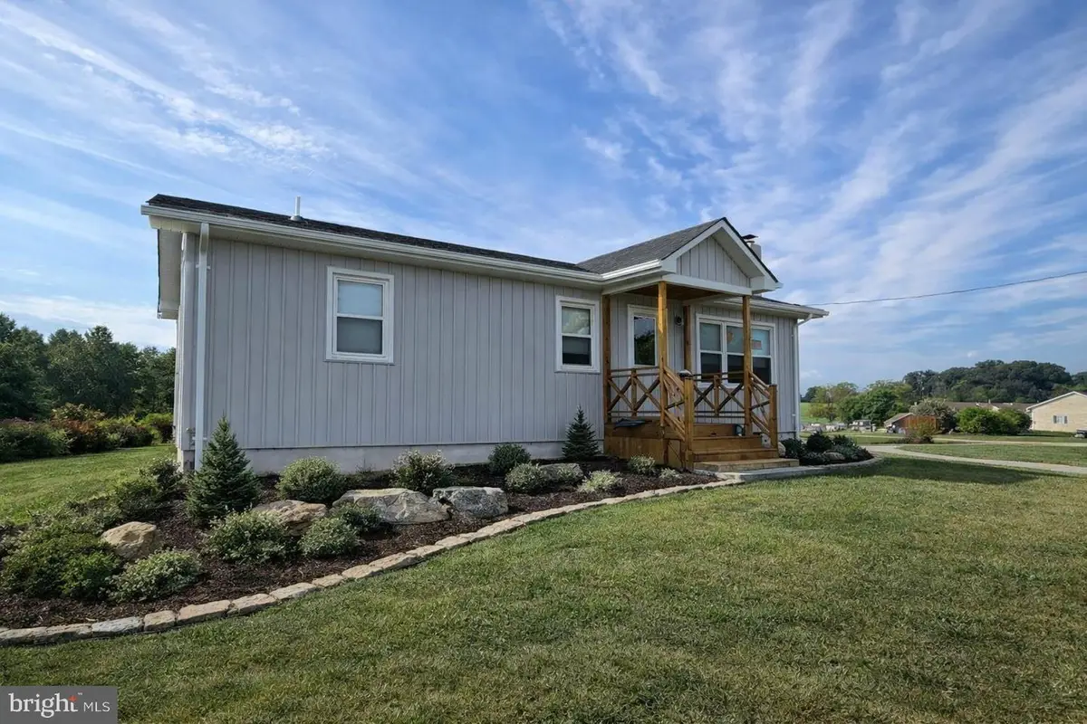 613 Airport Rd, Luray, VA 22835 - Image #1