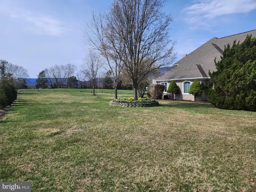 485 Beall Ave, Luray, VA 22835 - #2