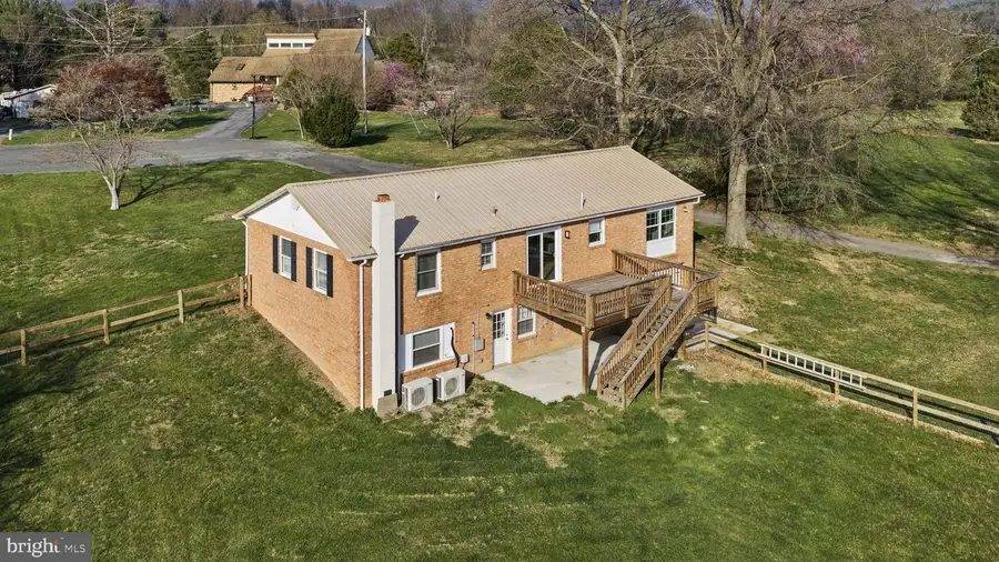 300 Martin St, Luray, VA 22835 - #2