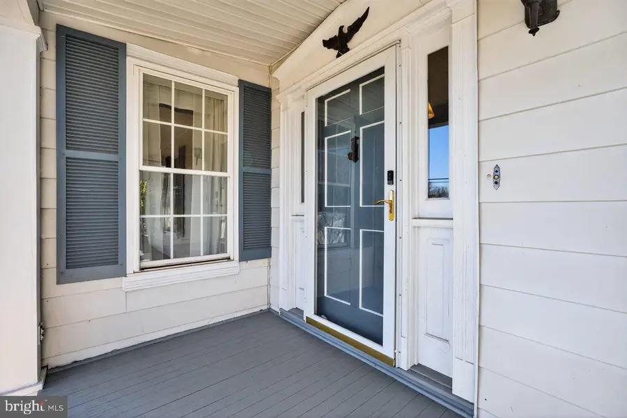 422 Mechanic St, Luray, VA 22835 - #3