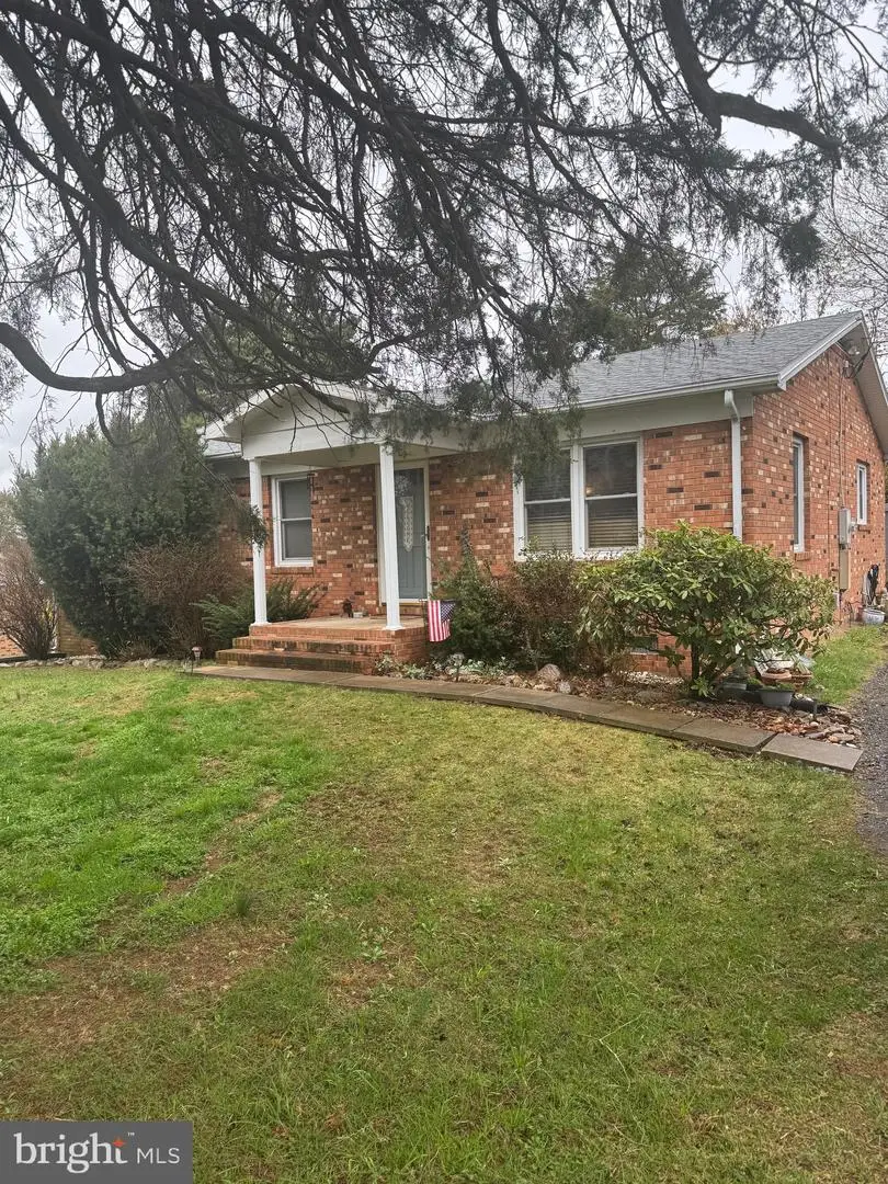 2 Massanutten Pl, Luray, VA 22835 - #1