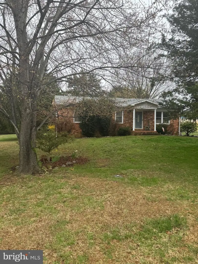 2 Massanutten Pl, Luray, VA 22835 - #3