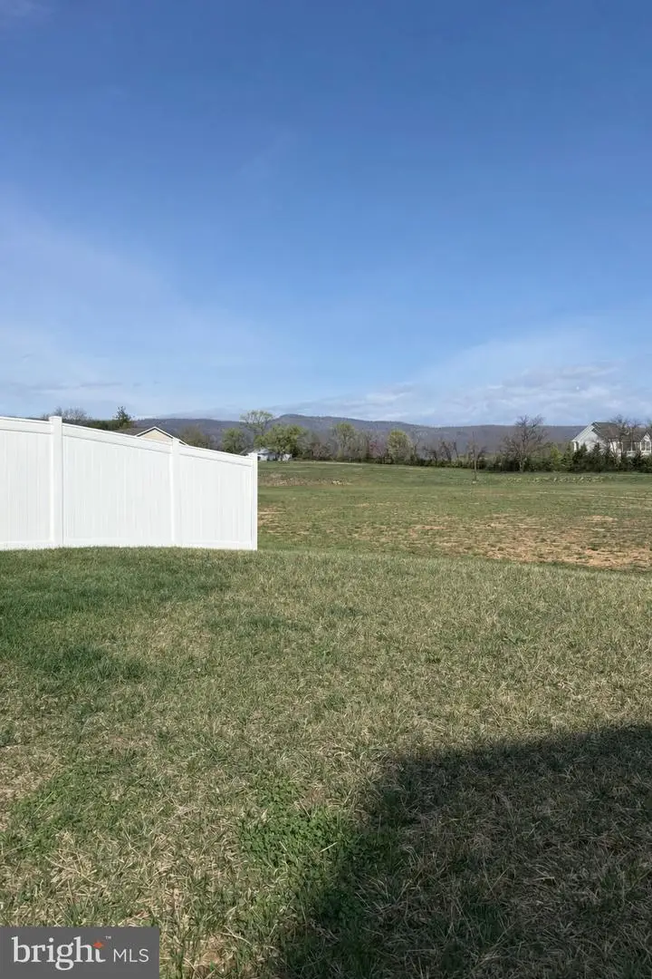 136 Baker Dr, Luray, VA 22835 - #3
