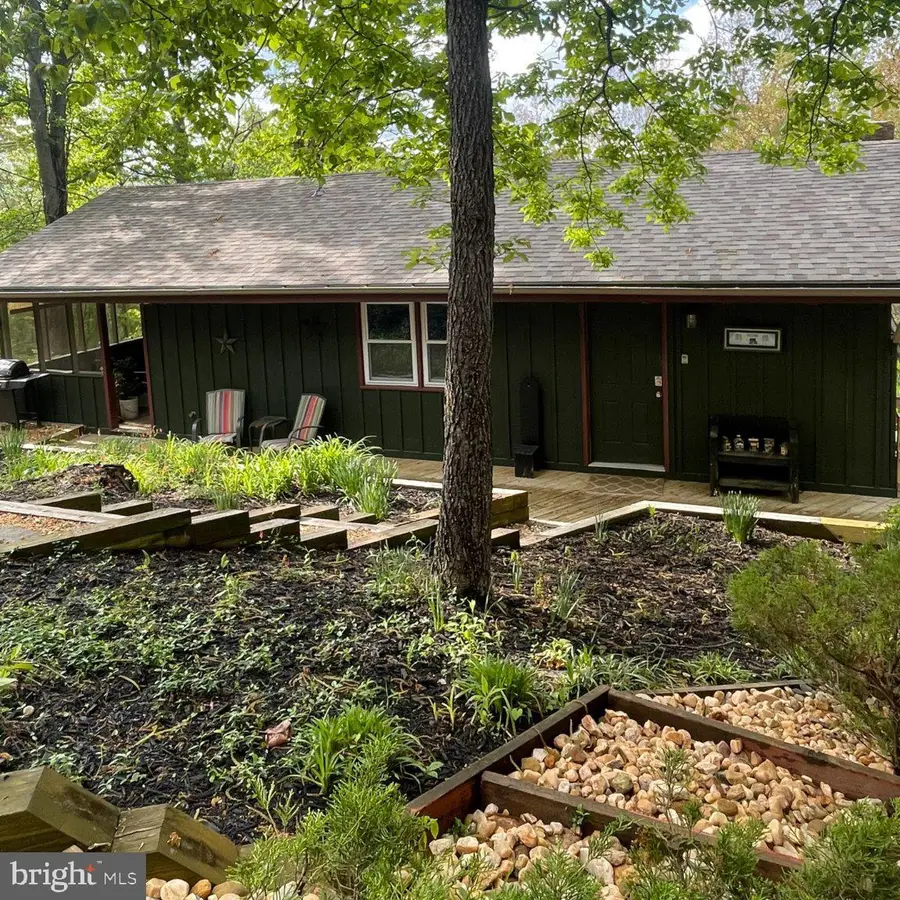 187 Mountain View Dr, Luray, VA 22835 - #3