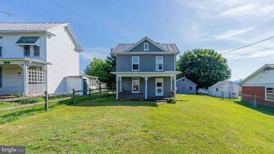 33 N Marye Ln, Luray, VA 22835 - #2