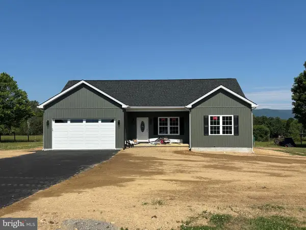 131 Deerfield Estates Dr, STANLEY, VA 22851