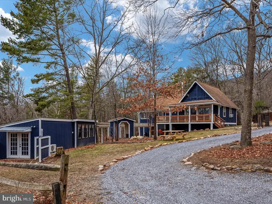 184 Whippoorwill Ln, Luray, VA 22835 - #2