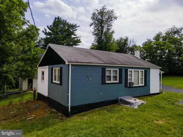494 Chapel Rd, STANLEY, VA 22851
