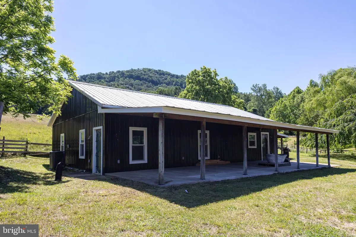 3257 Ida Rd, Luray, VA 22835 - #1