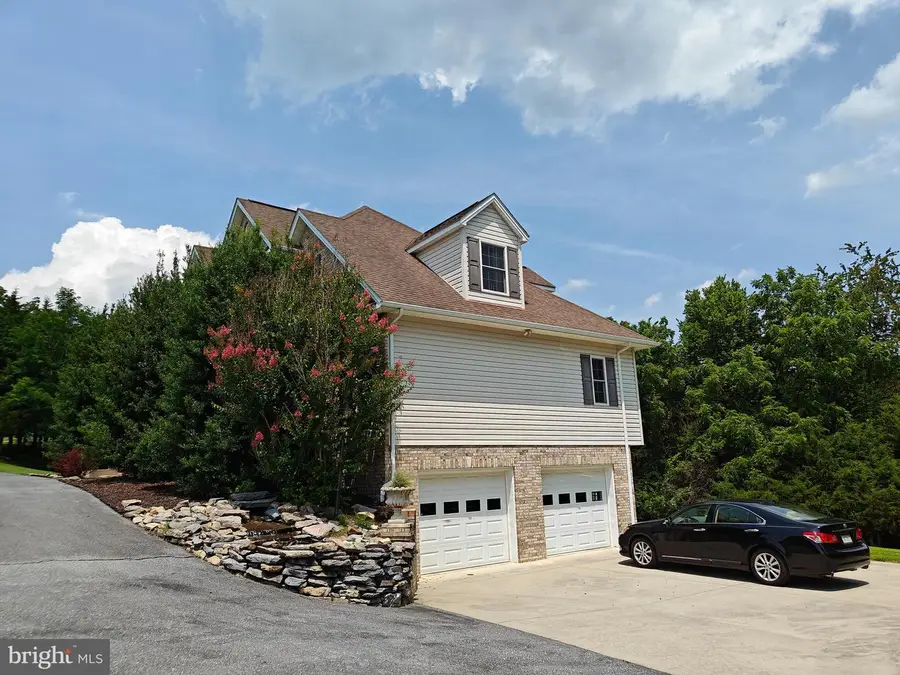 644 Beall Ave, Luray, VA 22835 - #3