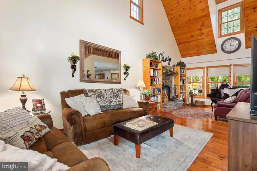 153 Cairo Cir, Luray, VA 22835 - #3
