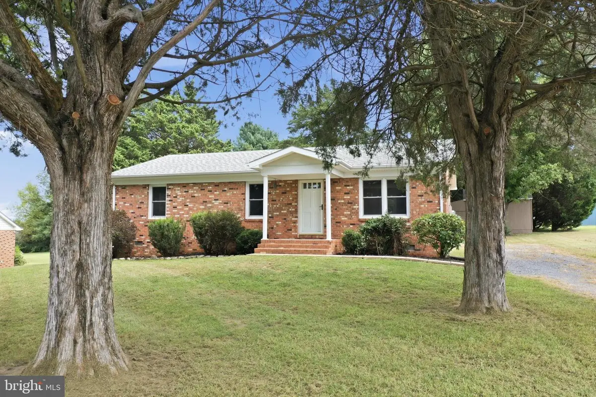 2 Massanutten Pl, Luray, VA 22835 - #1