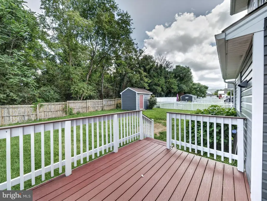 275 Fairview, Luray, VA 22835 - #3