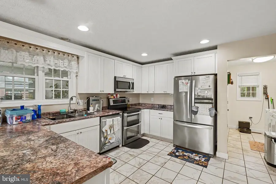 26 Woodland Park Dr, Luray, VA 22835 - #2