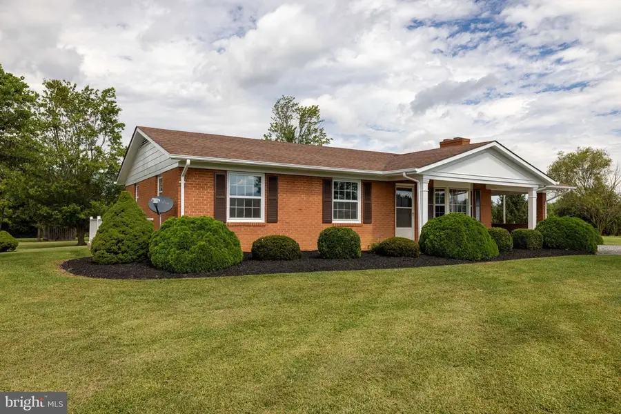 3376 Us Hwy 211 W, Luray, VA 22835 - #3