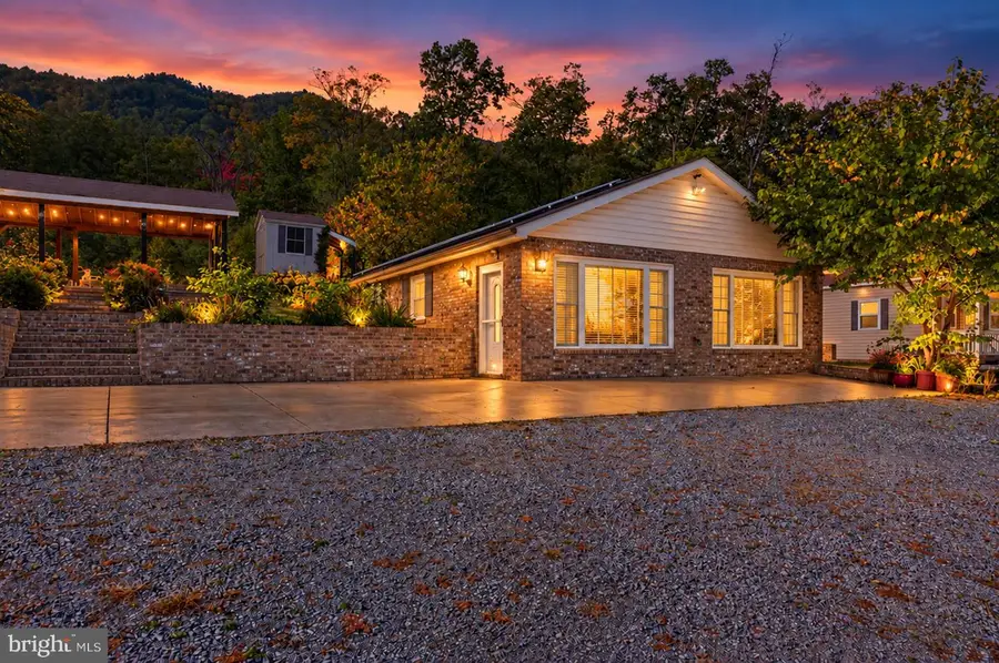 388 Level Hill Rd, Luray, VA 22835 - #2