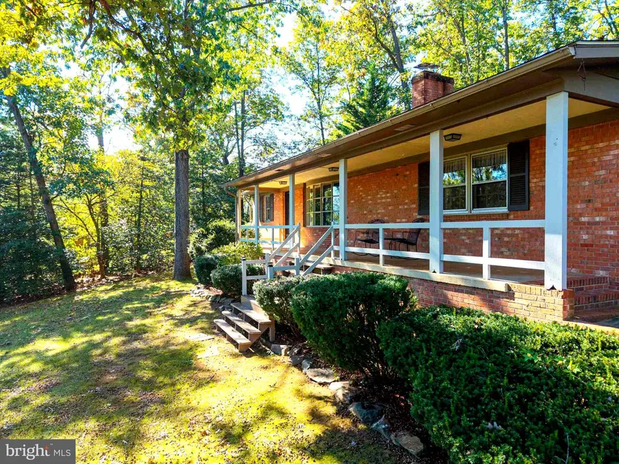 213 Forest Hills Dr, Luray, VA 22835 - #2