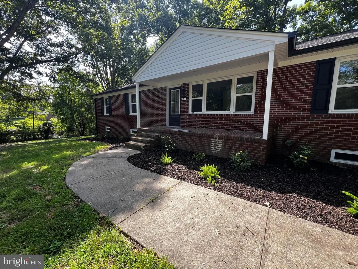 716 Old Wagner Rd, Petersburg, VA 23805 - Image #1