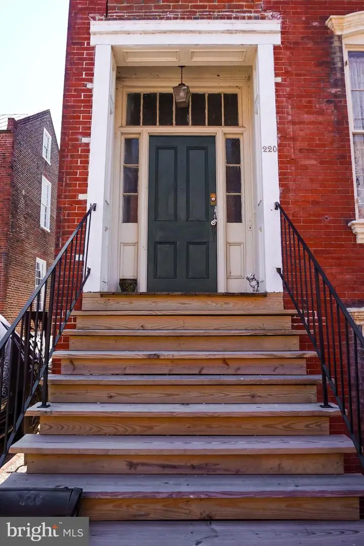 220 High Street, Petersburg, VA 23803 - #1