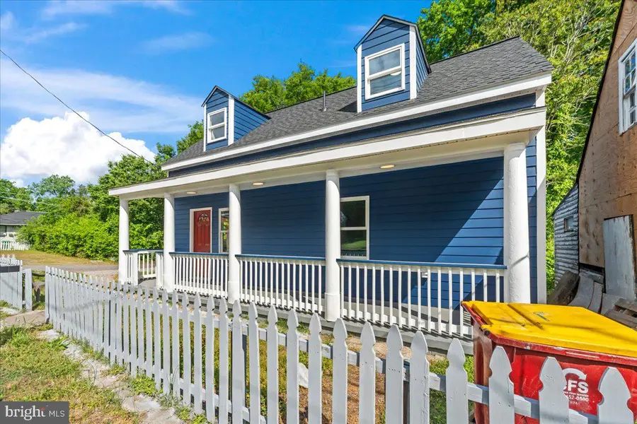 639 Plum St, Petersburg, VA 23803 - #3