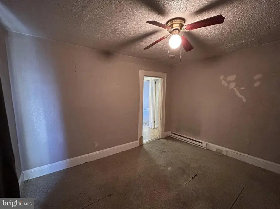 247 11th Street Nw Dr, Pulaski, VA 24301 - Image #3