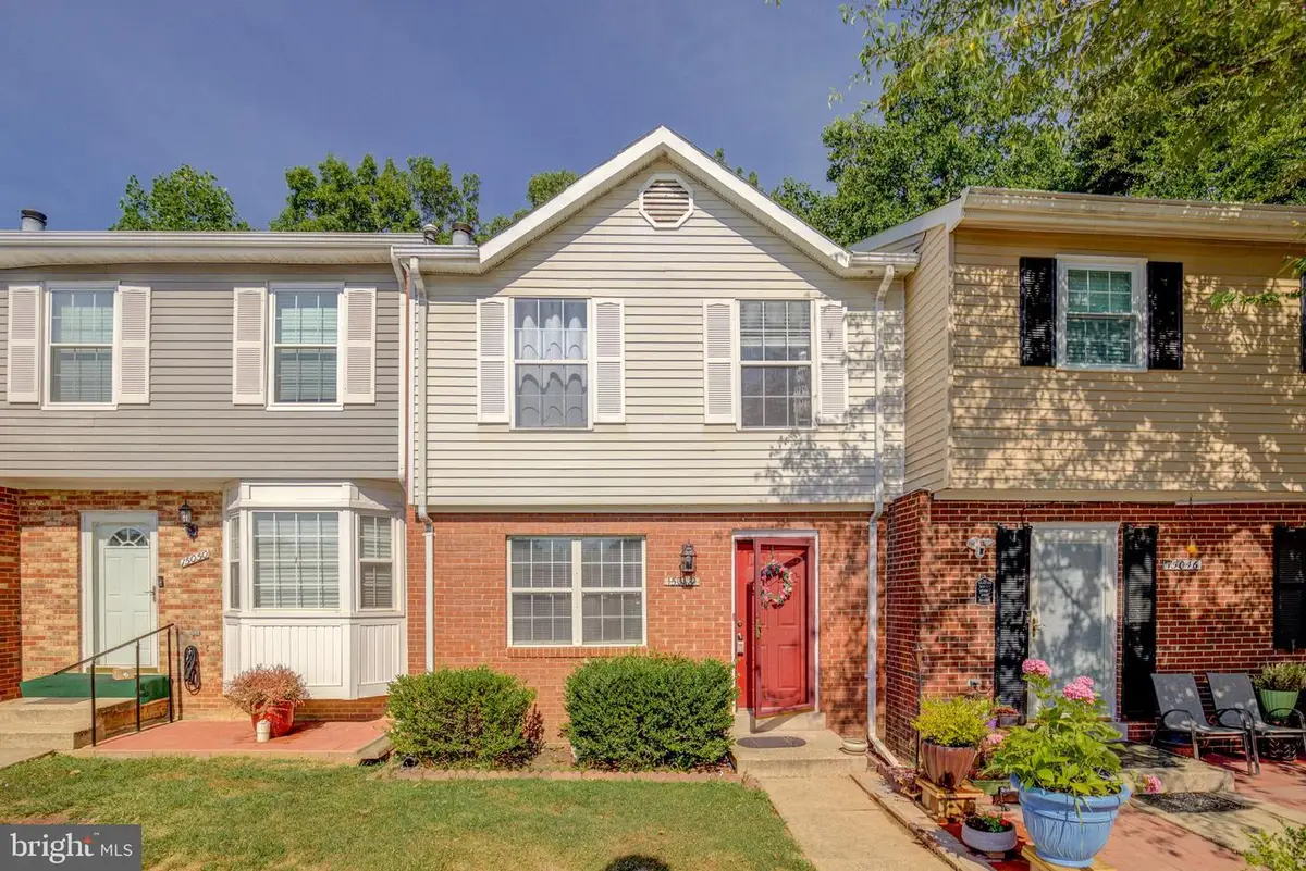 15048 Cherrydale Dr, Woodbridge, VA 22193 - Image #1