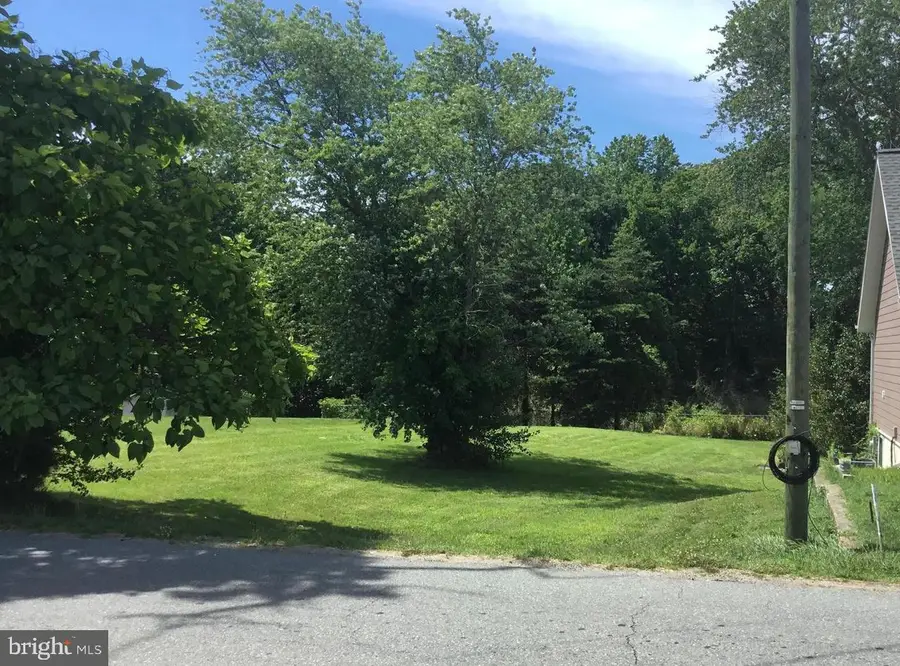 1216 Easy St, Woodbridge, VA 22191 - Image #2