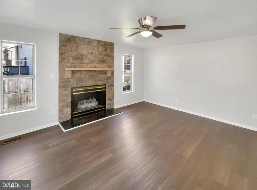 3510 Powells Crossing Ct, Woodbridge, VA 22193 - Image #3