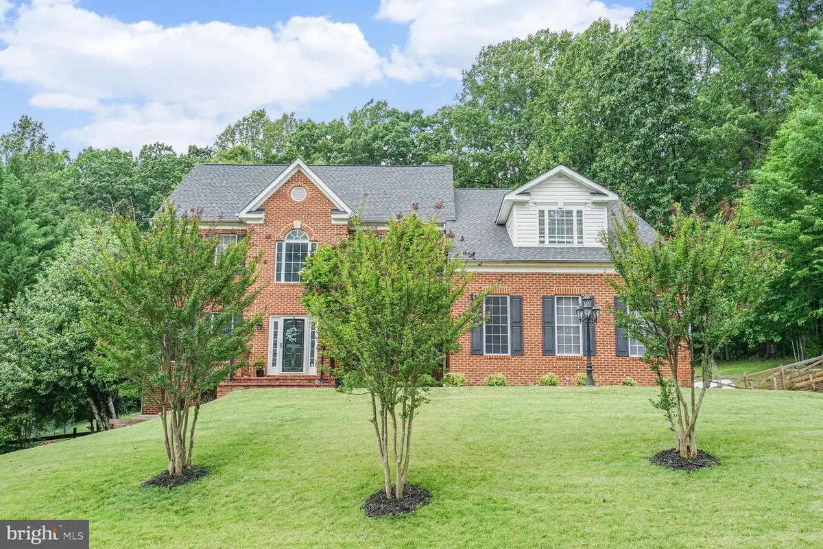 4904 Charmed Ct, Woodbridge, VA 22192 - Image #1