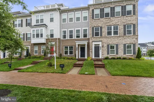 1690 Dunnington Pl, DUMFRIES, VA 22026