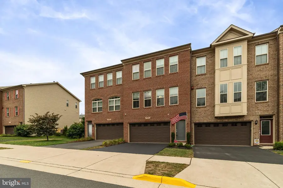 6654 Bartrams Forest Ln, Haymarket, VA 20169 - #2