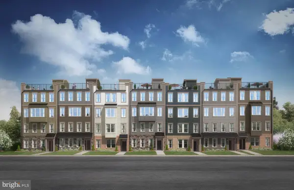 17824 Southern Shores Dr, DUMFRIES, VA 22026