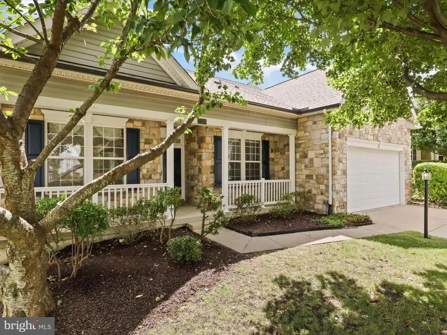 17251 Four Seasons Dr, Dumfries, VA 22025 - Image #2