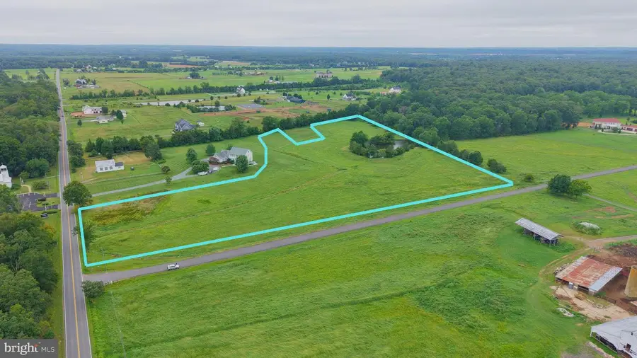 11501 Asbury Ridge Ct, Nokesville, VA 20181 - Image #2