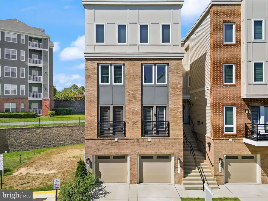 1317 Rail Stop Dr, Woodbridge, VA 22191 - Image #2