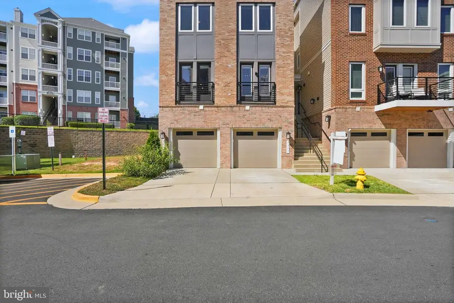 1317 Rail Stop Dr, Woodbridge, VA 22191 - Image #3