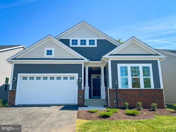 9293 Crestview Ridge Dr, BRISTOW, VA 20136